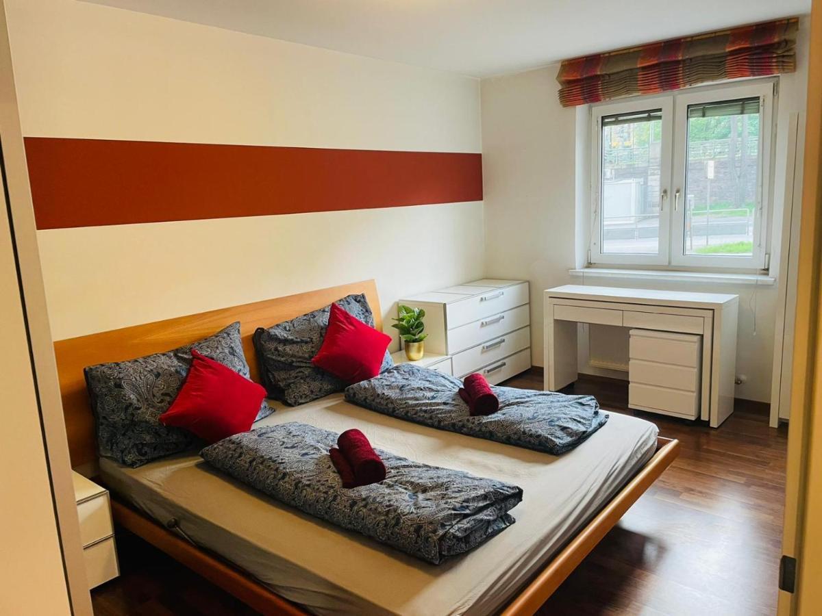 Super Deluxe Apartment - Near U6, U3 In City Center Wenen Buitenkant foto